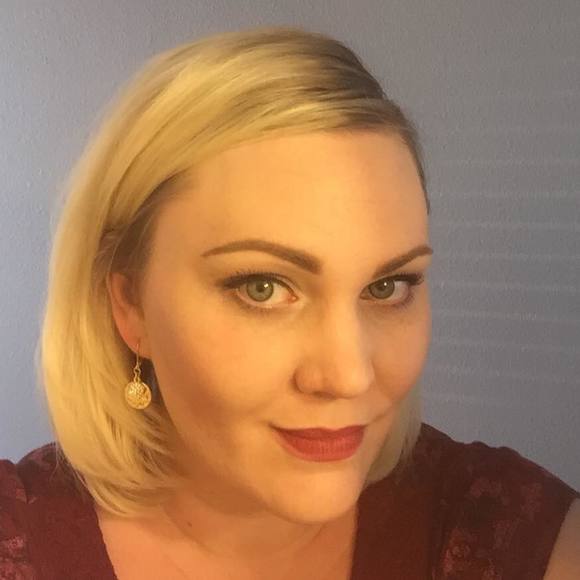 Meet your Posher, Rachel - Picture 1 of 1